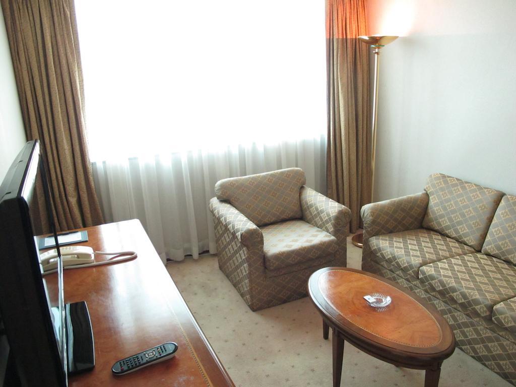 Pousada Marina Infante Macau Exterior foto